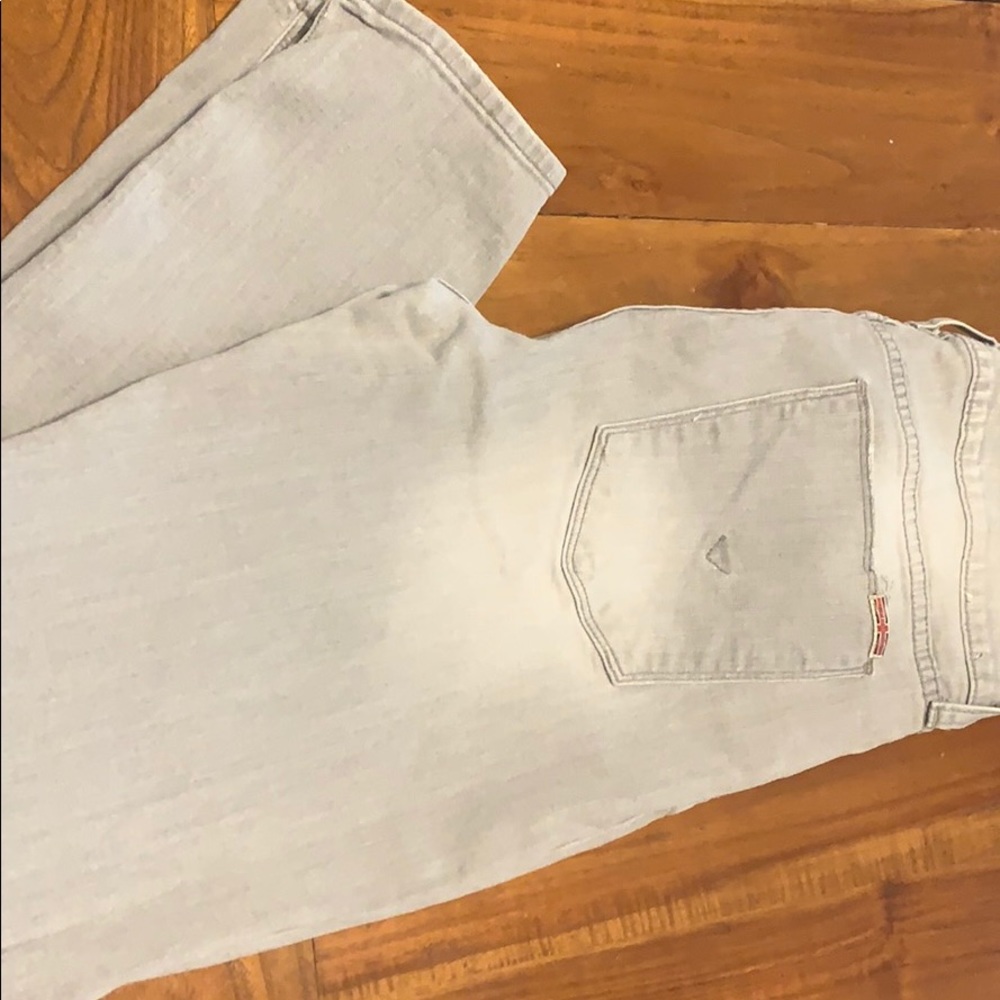 Hudson grey jeans size 32. Euc.